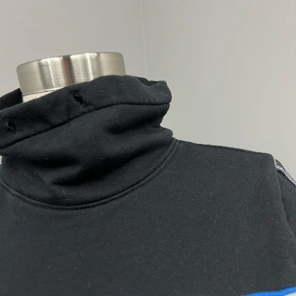 VS Black‎ Color Block Sweater - Picture 4 of 12